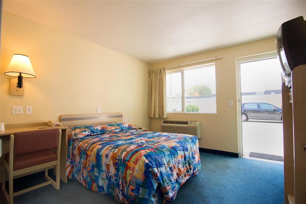 Motel 6-Reno, Nv - Virginia Plumb Стая снимка